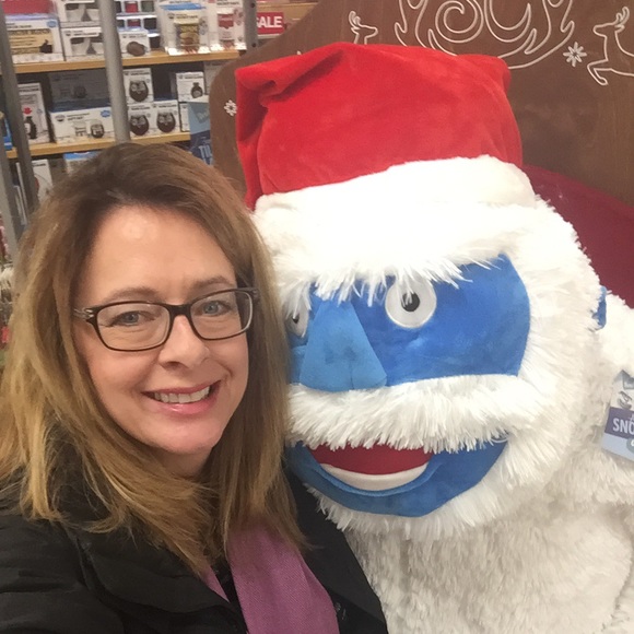 Meet your Posher, Kathy - Picture 1 of 1